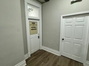 Banker's Loft - Furnished Lofts in Eden in Eden, NC - Foto de edificio - Building Photo