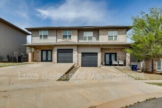 7907 NW 135th Terrace in Oklahoma City, OK - Building Photo - Building Photo