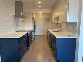 5950 Buckingham Pky, Unit 511 in Culver City, CA - Building Photo