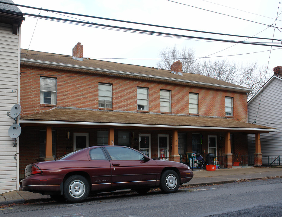 131-133 1/2 E Logan St in Bellefonte, PA - Building Photo