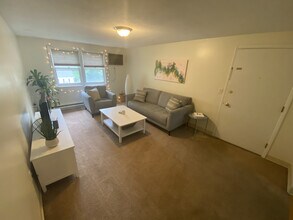 2 Atlantic Ave, Unit 4 in Dover, NH - Building Photo - Building Photo