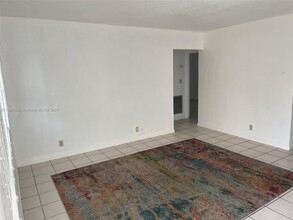 5803 Garfield St in Hollywood, FL - Building Photo - Building Photo