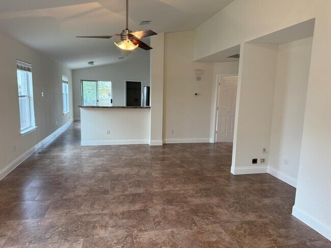 1018 Gentry Dr in Leander, TX - Building Photo - Building Photo