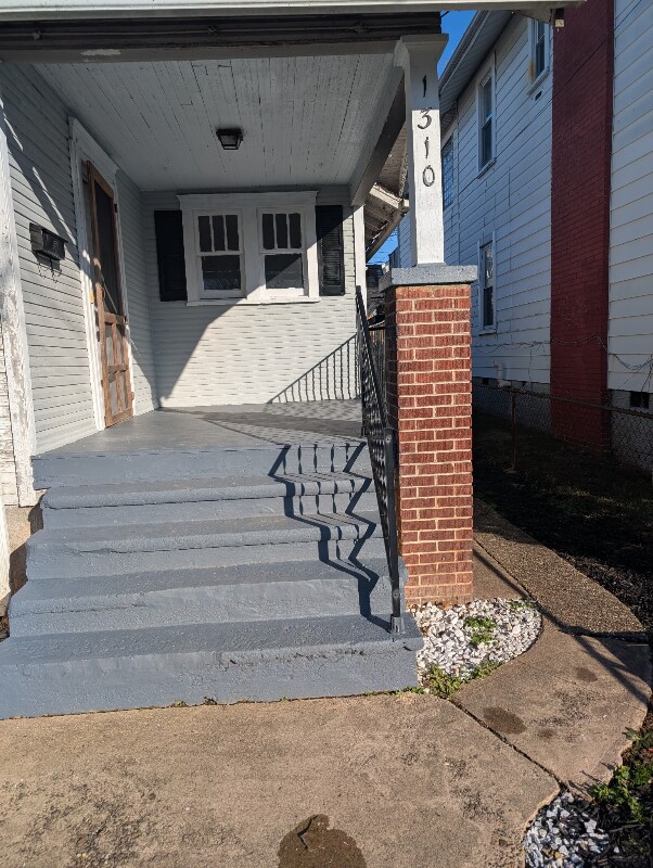 property at 1310 W Virginia Ave