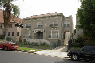 212 S Kenmore Ave in Los Angeles, CA - Building Photo - Building Photo