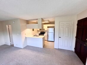 94-1042-1042 Kaukahi Pl in Waipahu, HI - Building Photo - Building Photo