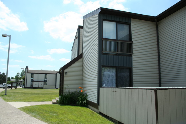 Parkside Houses in Amherst, NY - Foto de edificio - Building Photo