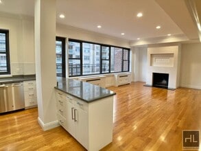EAST 56 STREET, Unit 14EF in New York, NY - Building Photo - Building Photo