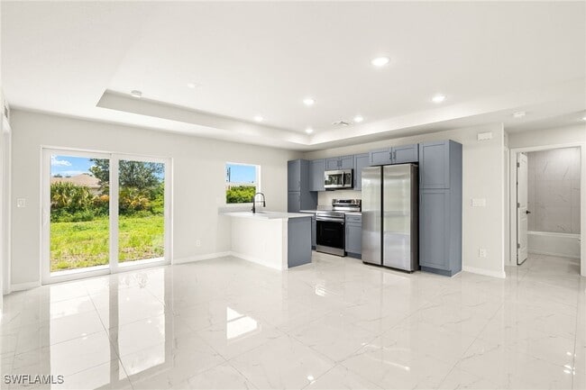 property at 917 Hepburn Ave
