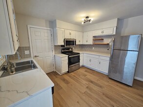 1121 Debra Ln in Madison, WI - Building Photo - Building Photo