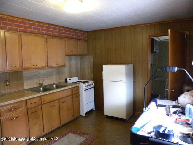 125 Hill St in Jessup, PA - Building Photo - Building Photo