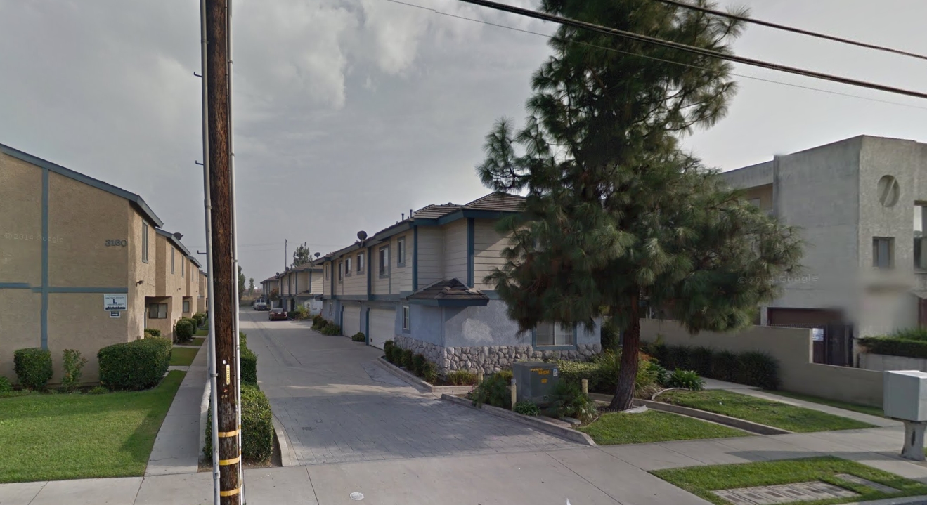 3152-3156 Vineland Ave in Baldwin Park, CA - Building Photo