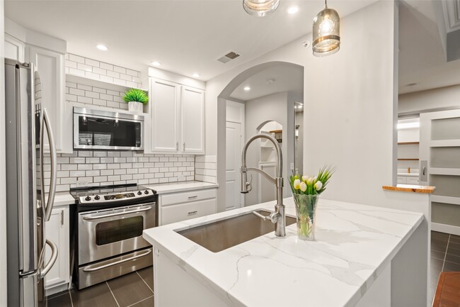 property at 1010 Rosine St