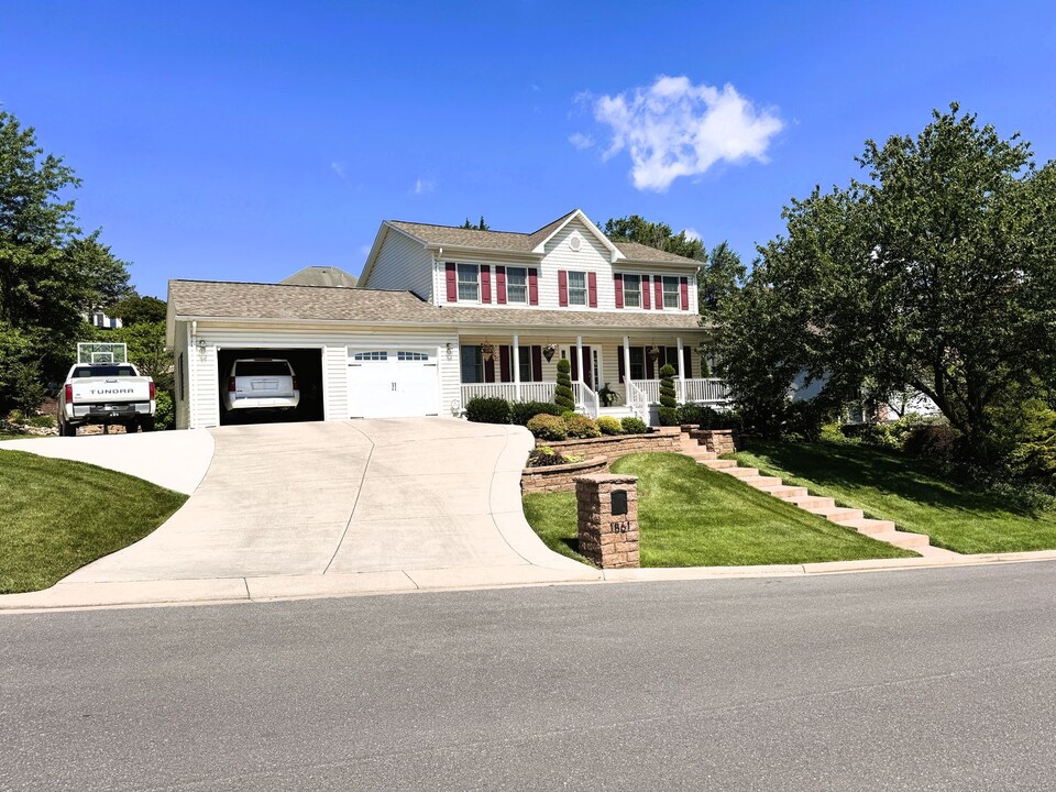 1861 Park Rd in Harrisonburg, VA - Building Photo