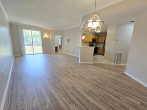 5700 Bentgrass Dr in Sarasota, FL - Building Photo - Building Photo