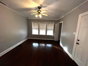 10655 S Hoxie Ave in Chicago, IL - Building Photo - Building Photo