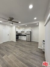 5522 Sierra Vista Ave in Los Angeles, CA - Building Photo - Building Photo