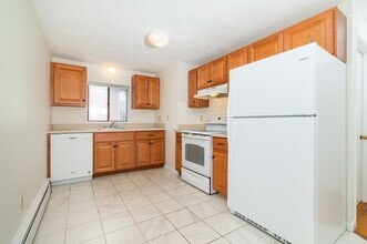 72 Martensen St in Quincy, MA - Building Photo - Building Photo