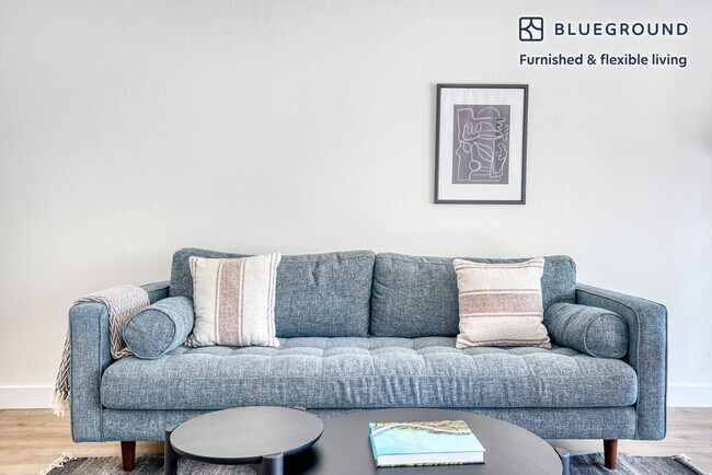 20200 Lucille Ave-Unit -FL1-ID588 in Cupertino, CA - Foto de edificio - Building Photo