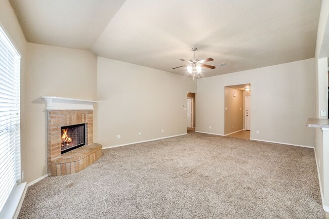 3915 Impatiens View in San Antonio, TX - Building Photo - Building Photo