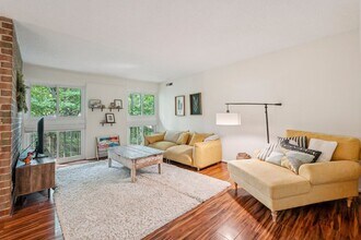 1530 Moorings Dr in Reston, VA - Building Photo - Building Photo