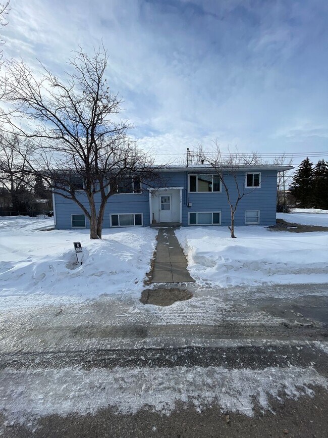 property at 1729 1st St SW