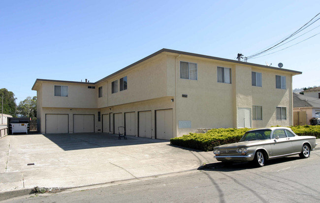 5533 Madison Ave in Richmond, CA - Building Photo - Building Photo