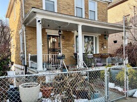 178 Winfred Ave in Yonkers, NY - Building Photo