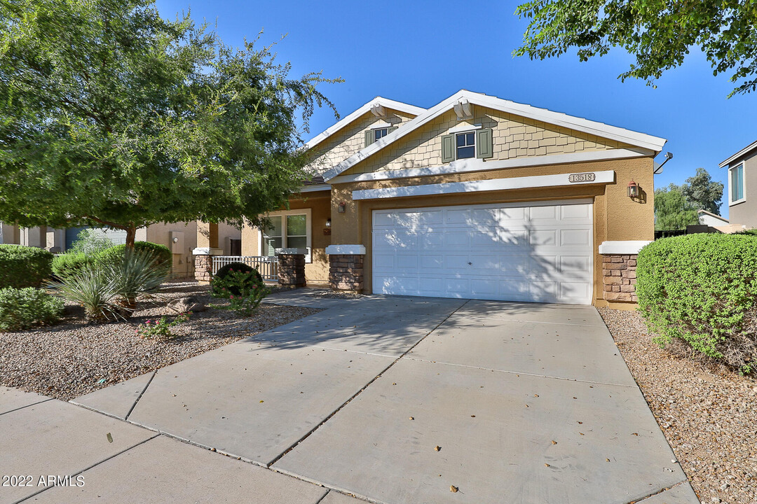 13518 W Marshall Ave in Litchfield Park, AZ - Building Photo