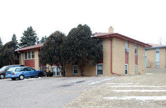 3601 Maryland Ave N in New Hope, MN - Building Photo - Building Photo