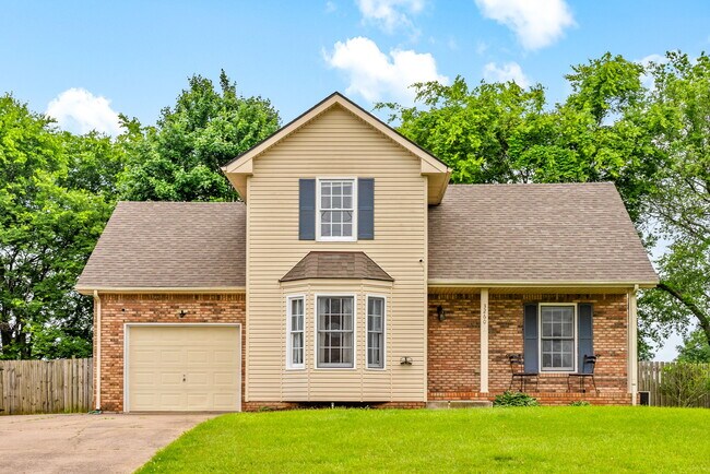 property at 3260 S Senseney Cir