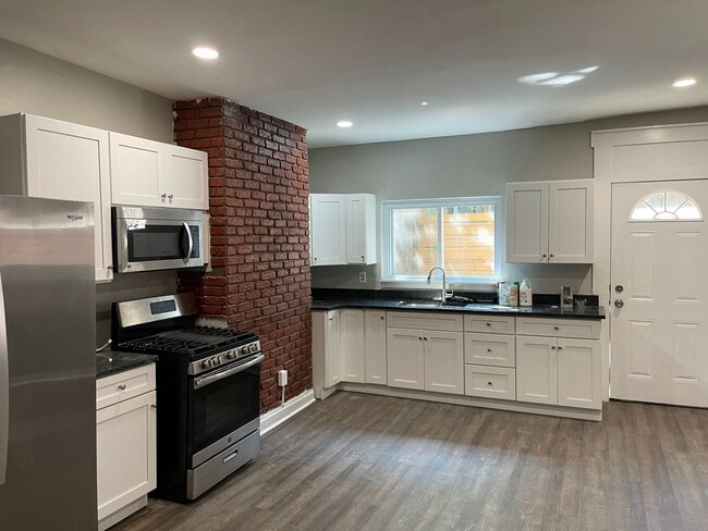 property at 3452 Ligonier St