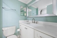 145 Ocean Ave, Unit 220 in Palm Beach Shores, FL - Building Photo - Building Photo