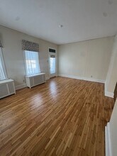 717 Warner Ave in Lemont, IL - Foto de edificio - Building Photo