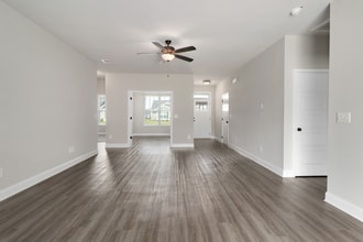 112 Wisteria Ln in Guyton, GA - Foto de edificio - Building Photo