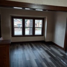 2305 Broadway in Rockford, IL - Building Photo - Building Photo