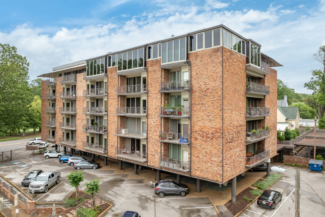 Park Terrace Condos in Memphis, TN - Foto de edificio