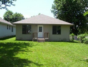 1604 N Golden Ave in Springfield, MO - Building Photo - Building Photo