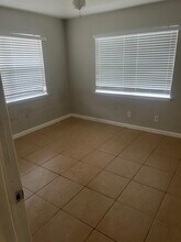 2505 W Twelfth St, Unit 2505 in Dallas, TX - Building Photo - Building Photo