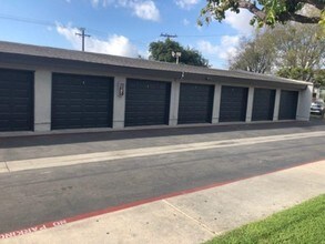 7042 Fenway Dr-Unit -2x1 in Westminster, CA - Building Photo - Building Photo