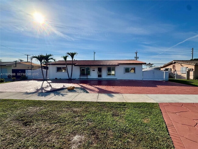 12813 SW 20th St in Miami, FL - Building Photo - Building Photo