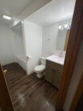 815 W 26th St, Unit #4 in Kearney, NE - Building Photo - Building Photo
