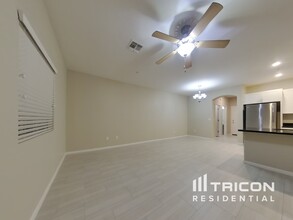 12540 W Hummingbird Terrace in Peoria, AZ - Building Photo - Building Photo