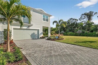 3487 NW Solange Ct in Jensen Beach, FL - Building Photo - Building Photo
