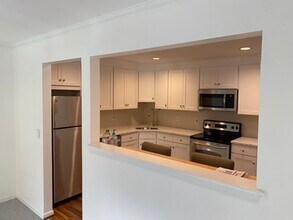 97 Richards Ave in Norwalk, CT - Building Photo - Building Photo