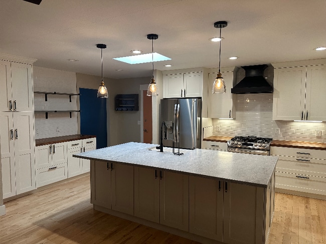 property at 1500 La Reatta Ct