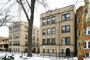 7515-7521 North Winchester Avenue Apartments