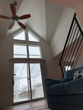 140 Niagara Shore Dr in Tonawanda, NY - Foto de edificio - Building Photo