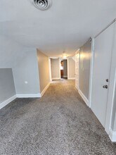 2623 Hampshire Rd-Unit -3rd Floor in Cleveland Heights, OH - Building Photo - Building Photo
