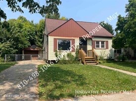 1418 Blueberry Ln in Flint, MI - Building Photo